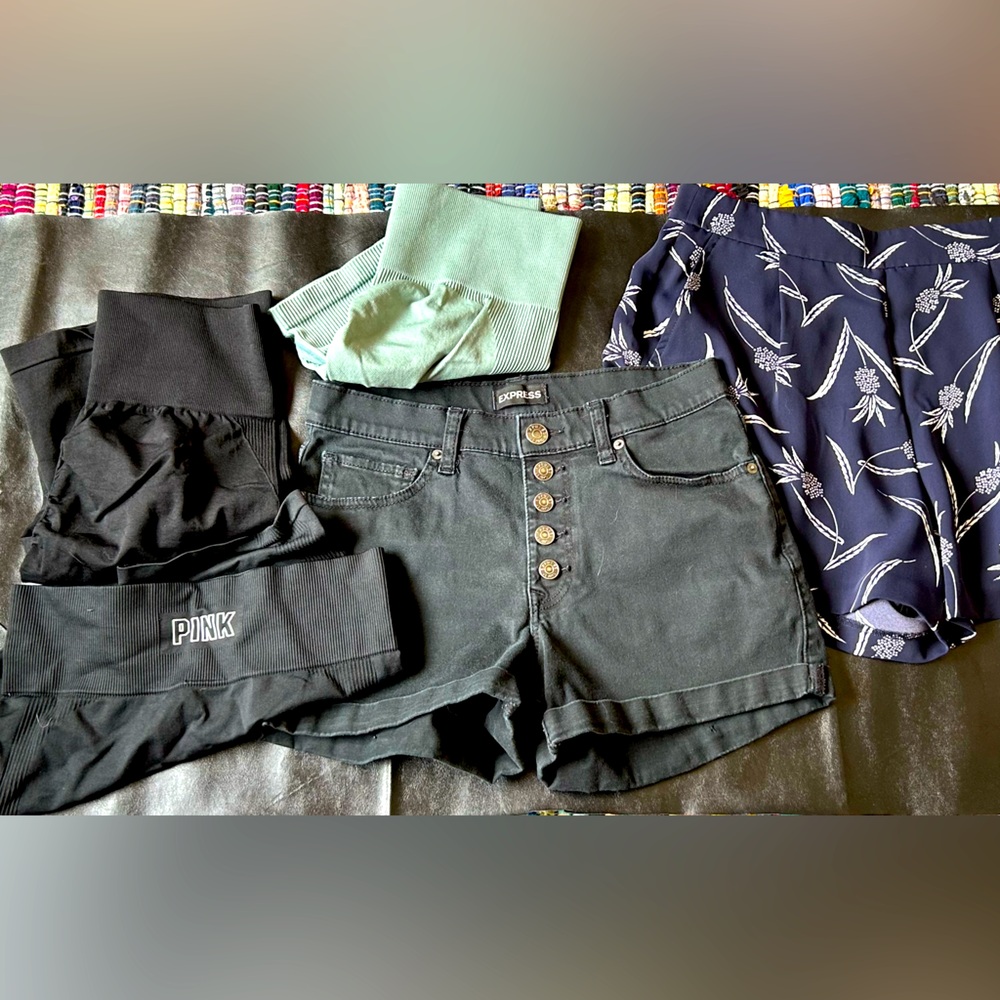 Woman’s shorts bundle size small-medium